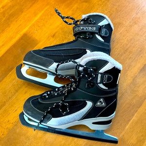 Jackson Softec Hocky Skates - Youth - Black - Size 3